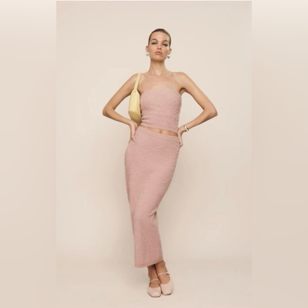 NWT Reformation- Rose Cashmere Linen Set in Color Serenade. Size L